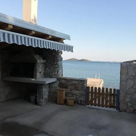 Vakantiehuis Kamena Kucica *